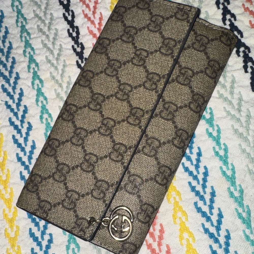 Gucci Coated Canvas Supreme Monogram Wallet with GgCharm UNISEX NWOT - Picture 14 of 16